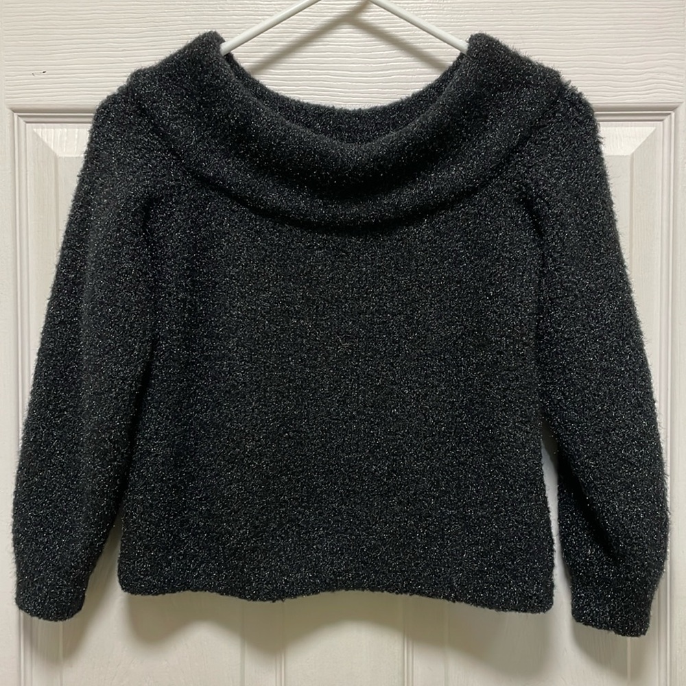 DIVIDED | H&M | Black w Shimmer |BoatNeck | 3/4 Sleeve | Crop Sweater |Size S